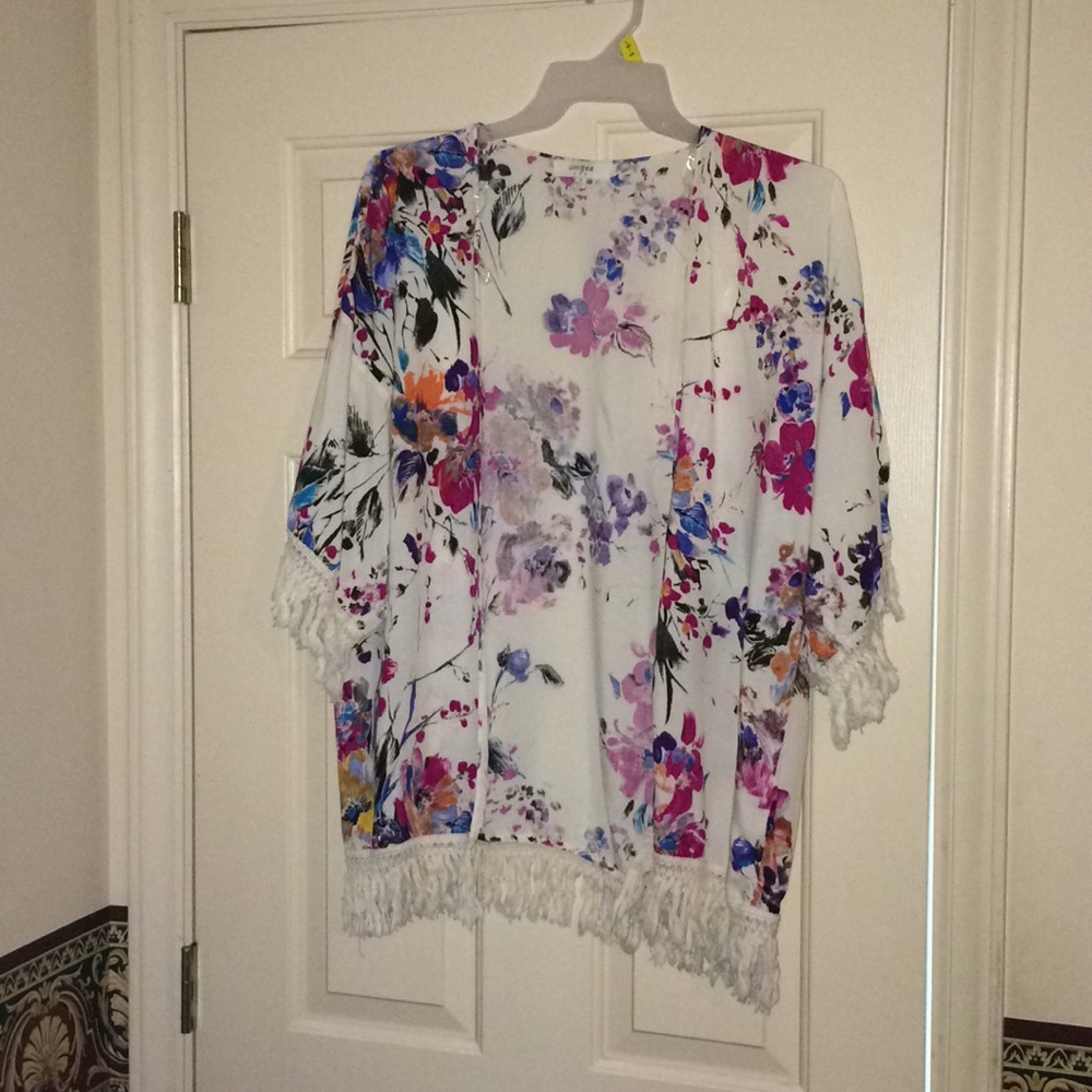 Umgee Kimono Floral USA Size Small